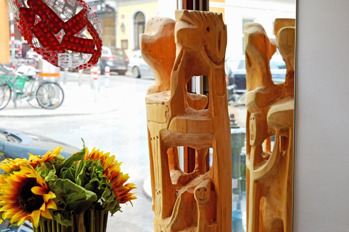 Holzskulptur von Roland Groinigg