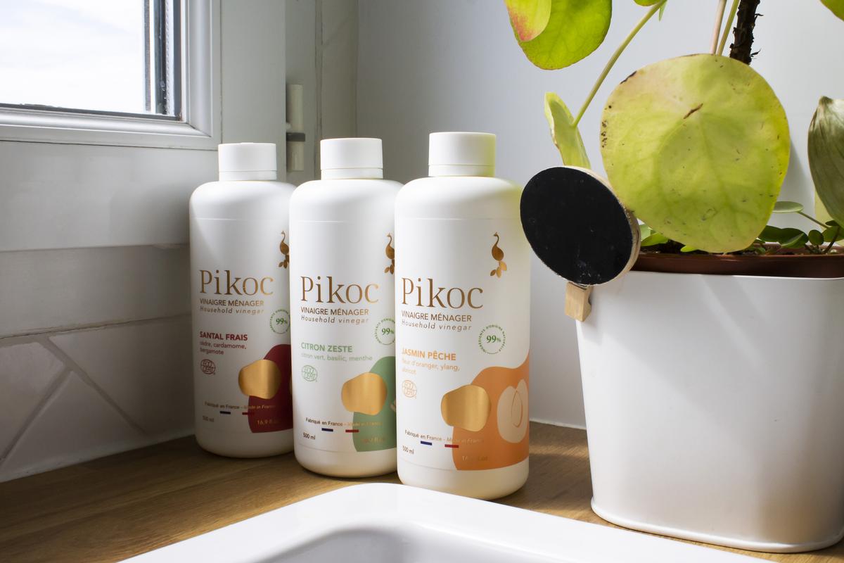 Drei verschiedene Haushaltsreiniger auf Essigbasis von PIKOC aus Frankreich