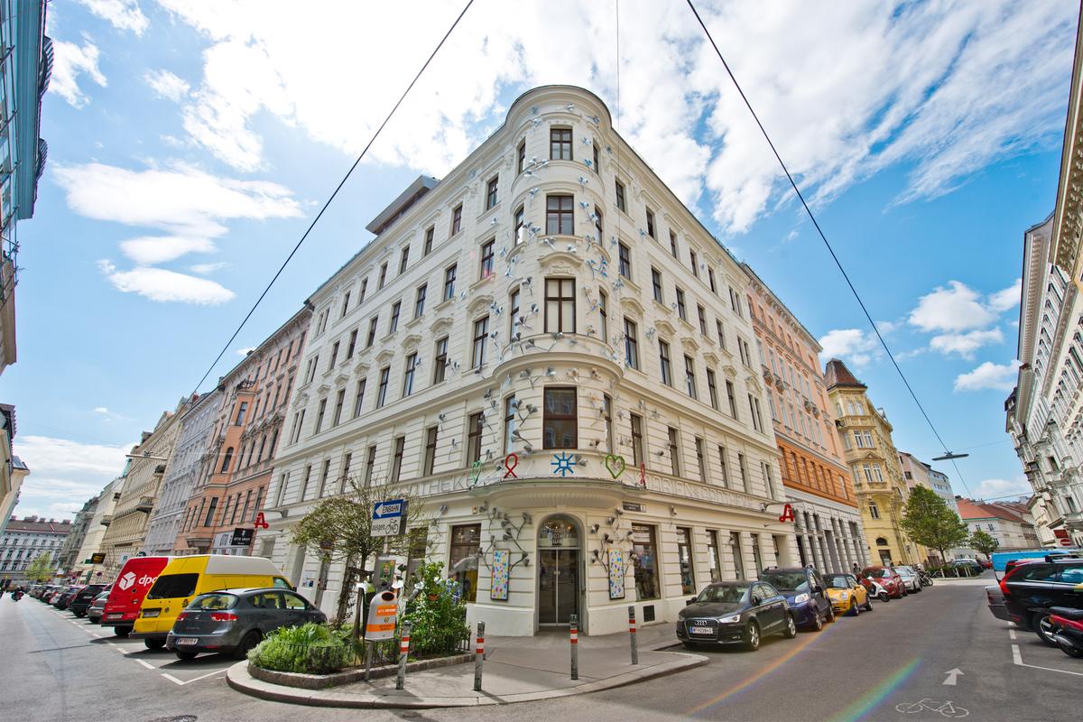 Außenansicht der Marienapotheke